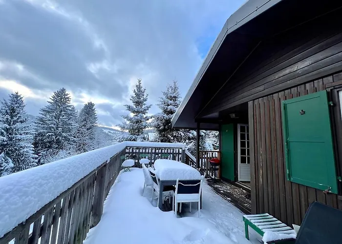 Authentic Mountain With River At 900m Horská chata